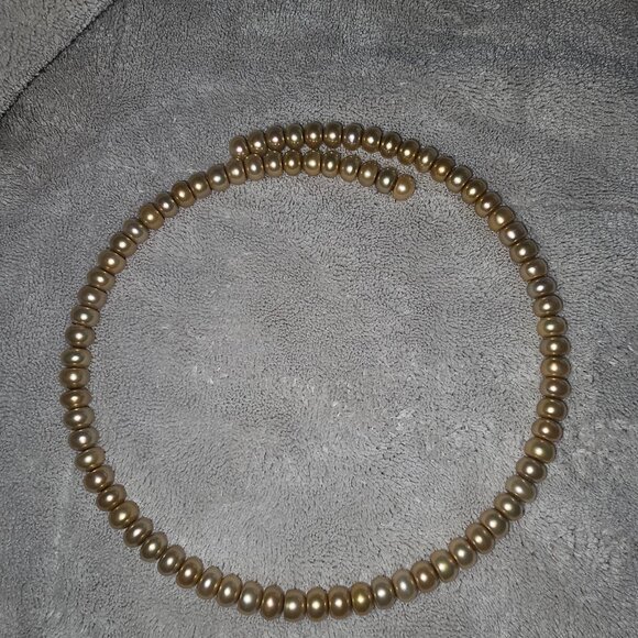 Genuine freshwater Gold colored Pearl Necklace - Picture 1 of 1